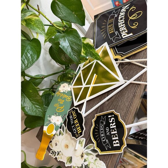 Group of Party photo props - Picture 1 of 9